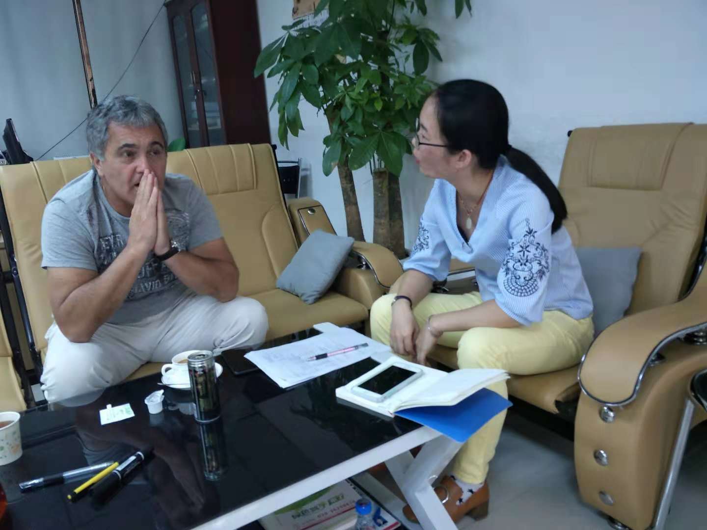 南美洲客戶大批采購高馬特空氣彈簧總成 南美洲客戶大批采購高馬特空氣彈簧總成